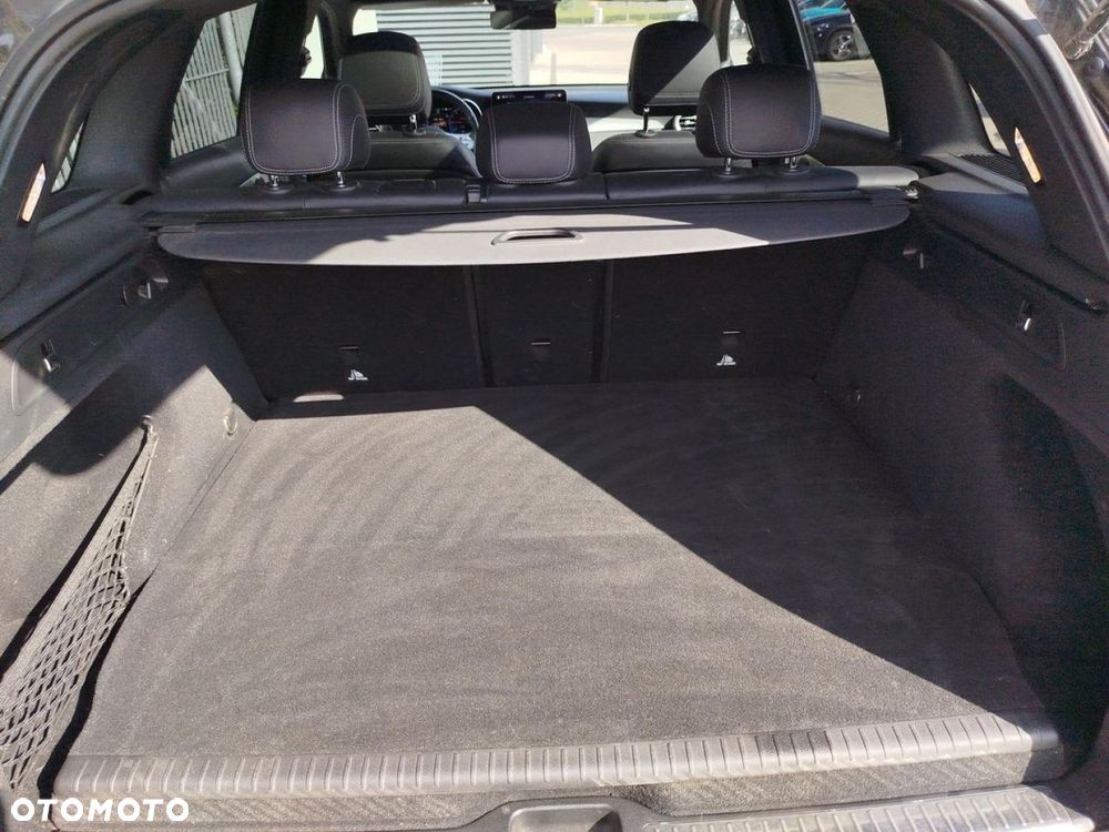 Mercedes-Benz GLC - 23