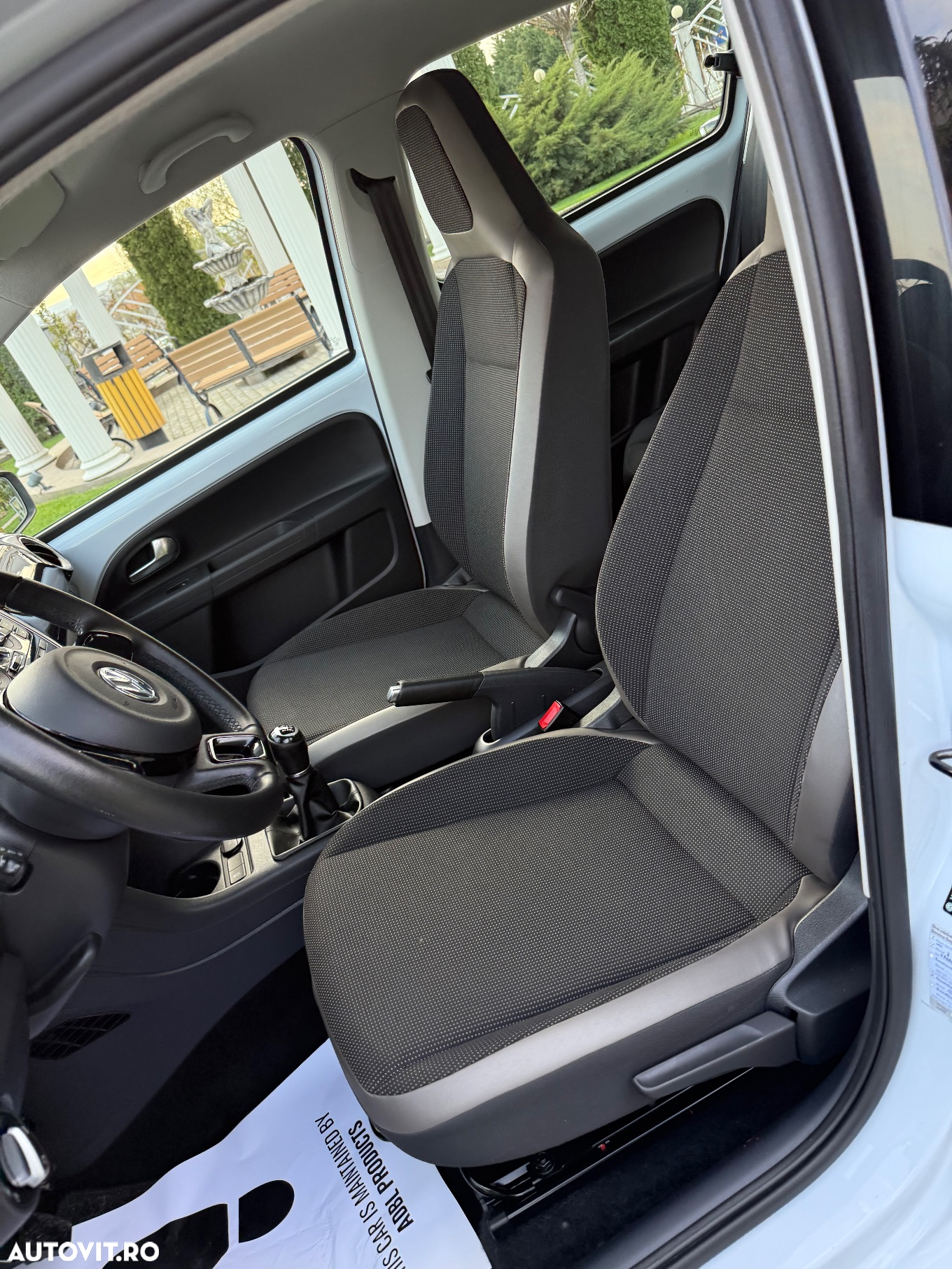 Volkswagen up! - 12
