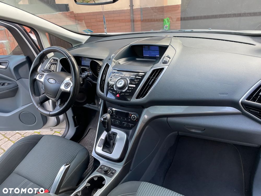 Ford Grand C-MAX 2.0 TDCi Titanium - 24