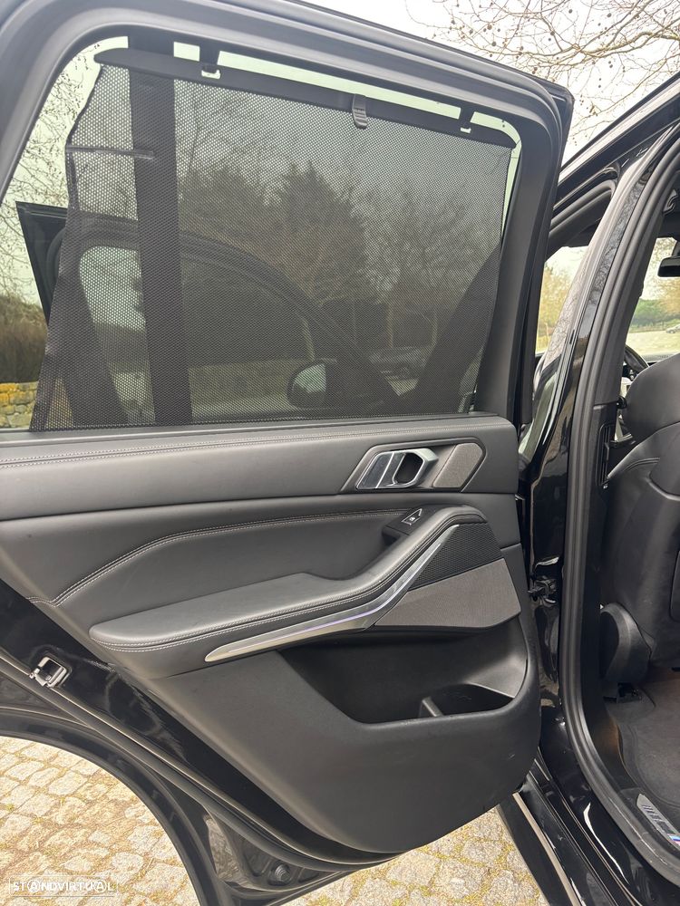 BMW X5 45 e xDrive Pack M 50 anos - 9
