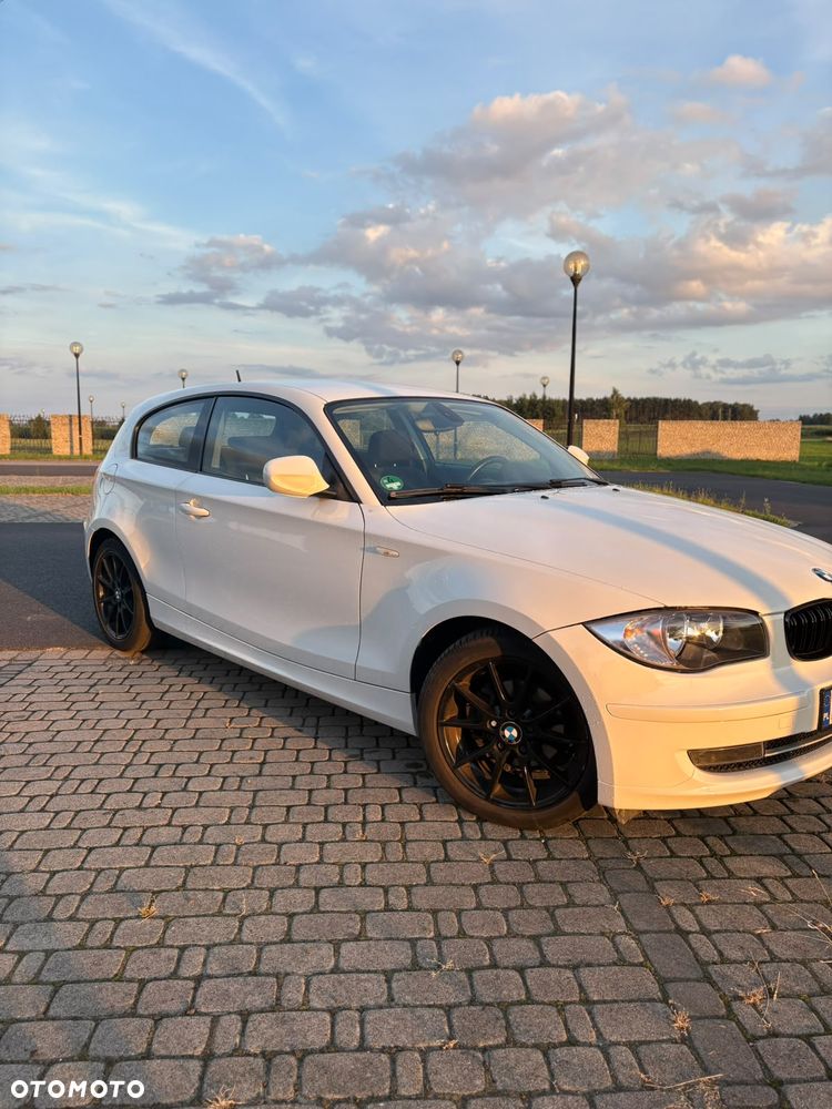 BMW Seria 1 - 1