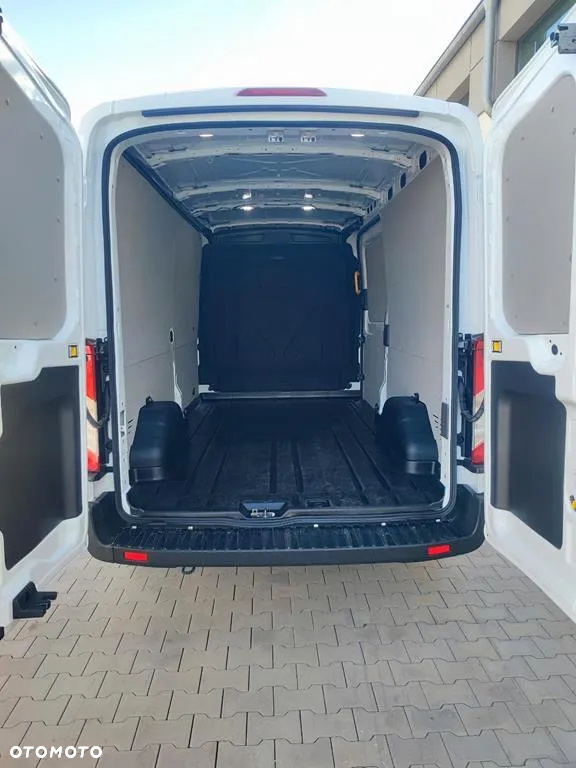 Ford Transit - 22