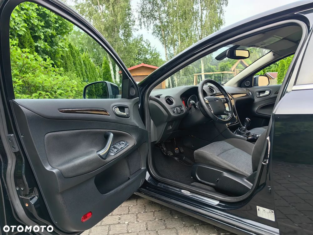 Ford Mondeo 1.8 TDCi Ghia - 6