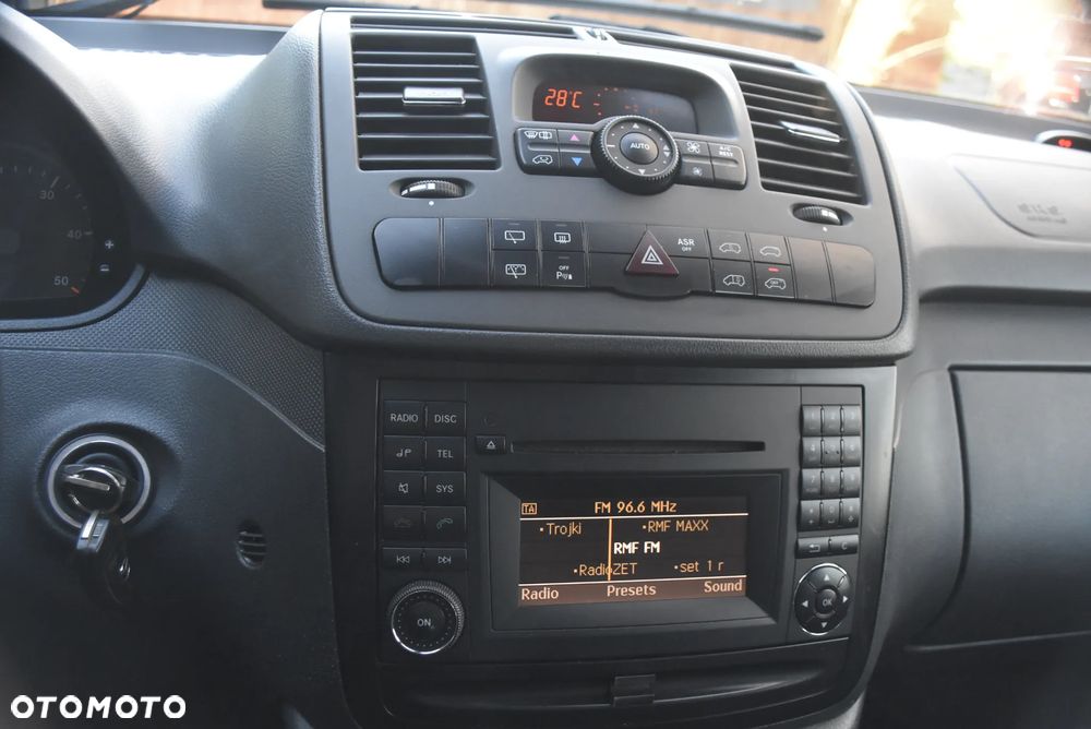 Mercedes-Benz Vito - 16
