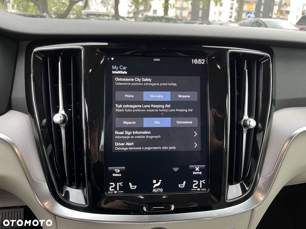 Volvo V60 D4 SCR AWD - 21