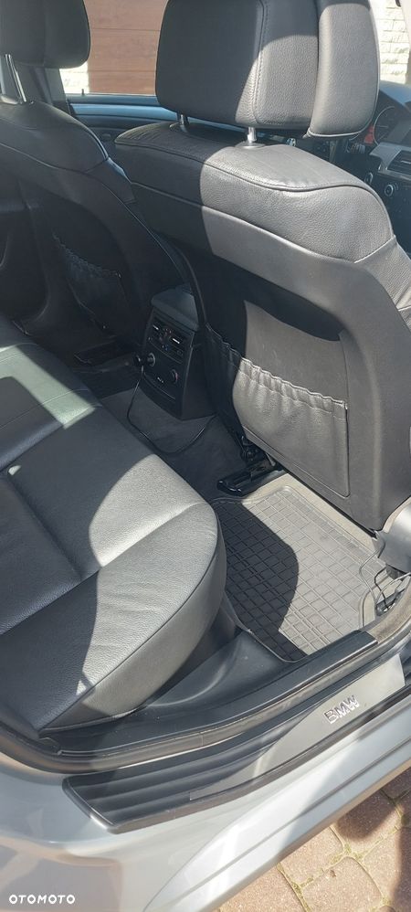 BMW Seria 5 520d - 13