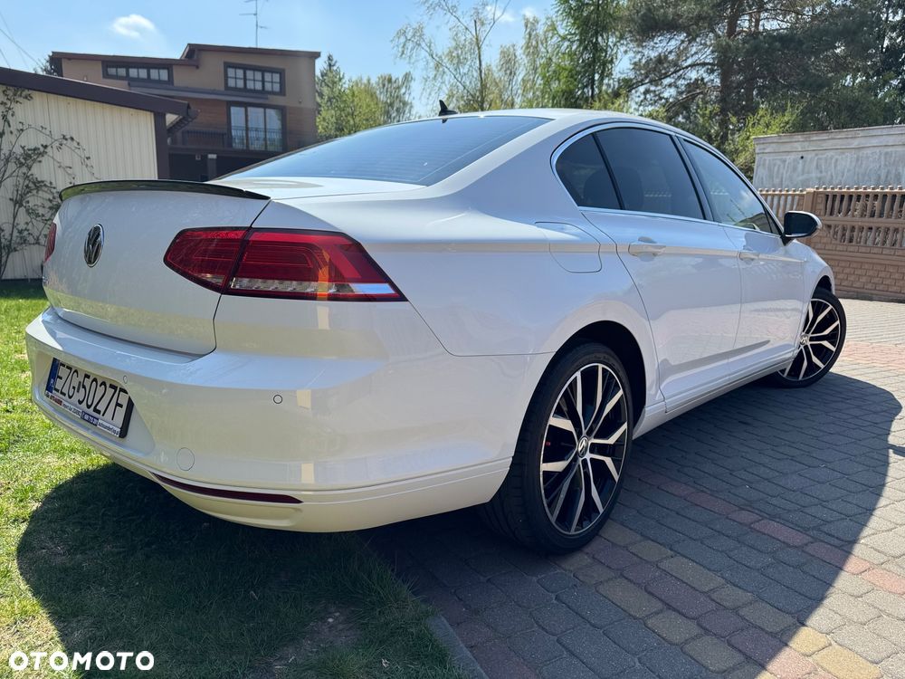 Volkswagen Passat 1.4 TSI BMT Comfortline - 9