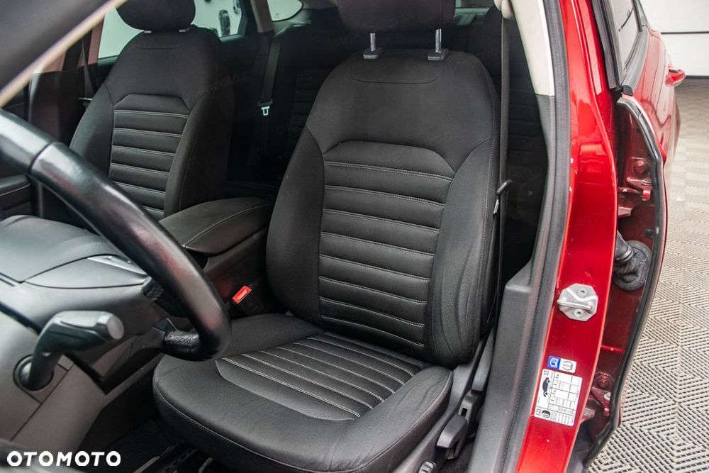 Ford Mondeo - 11