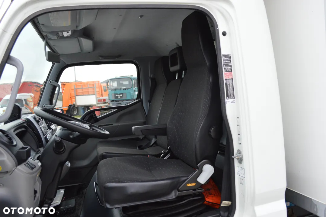 Mitsubishi CANTER FUSO 9C18 CHŁODNIA+DRZWI IZOTERMA KONTENER - 11