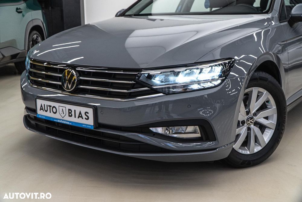 Volkswagen Passat 2.0 TDI DSG Comfortline - 11