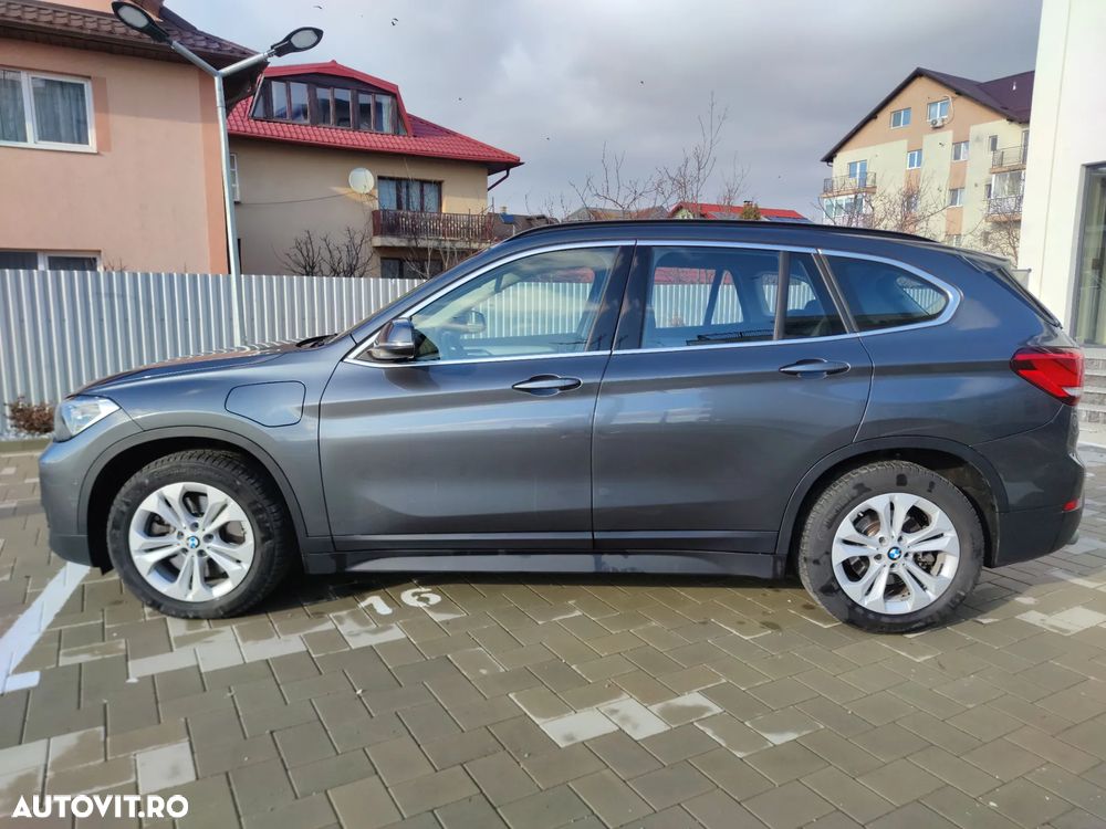 BMW X1 xDrive25e Advantage - 4