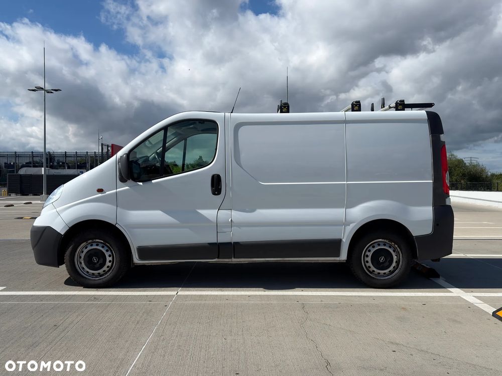 Opel Vivaro - 5