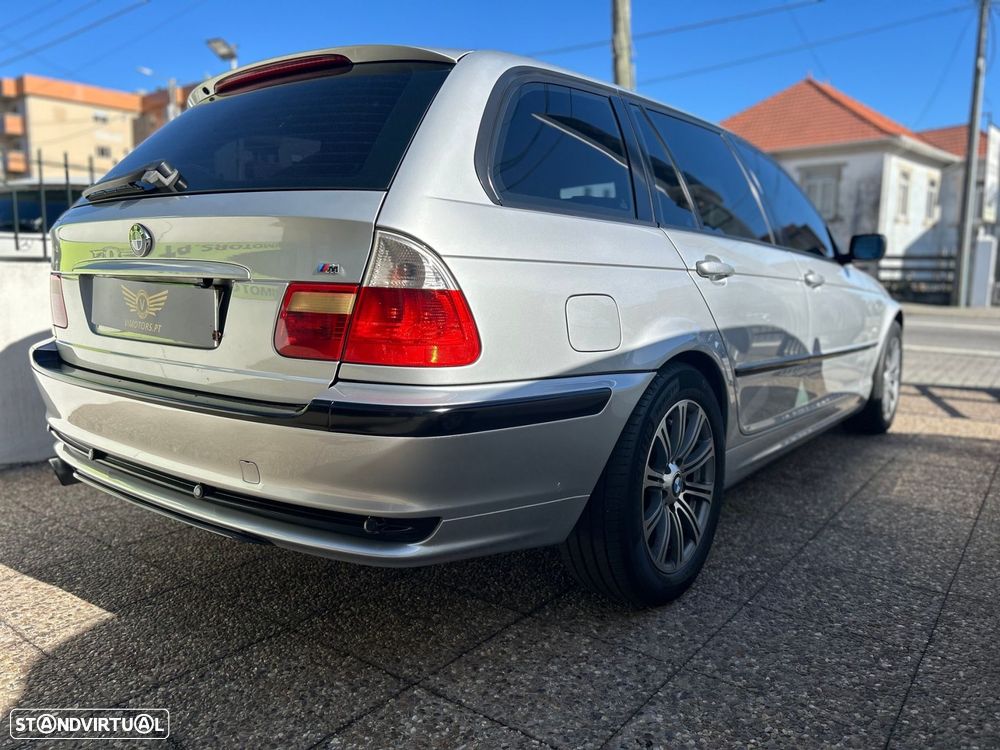 BMW 320 d Touring - 8