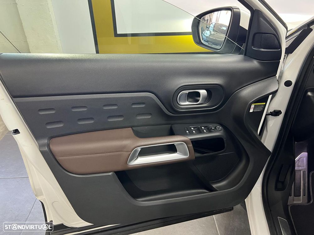 Citroën C5 Aircross 1.5 BlueHDi Shine J19 - 20