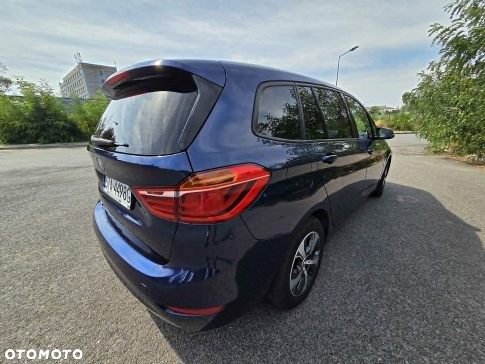 BMW Seria 2 218d xDrive Sport - 4
