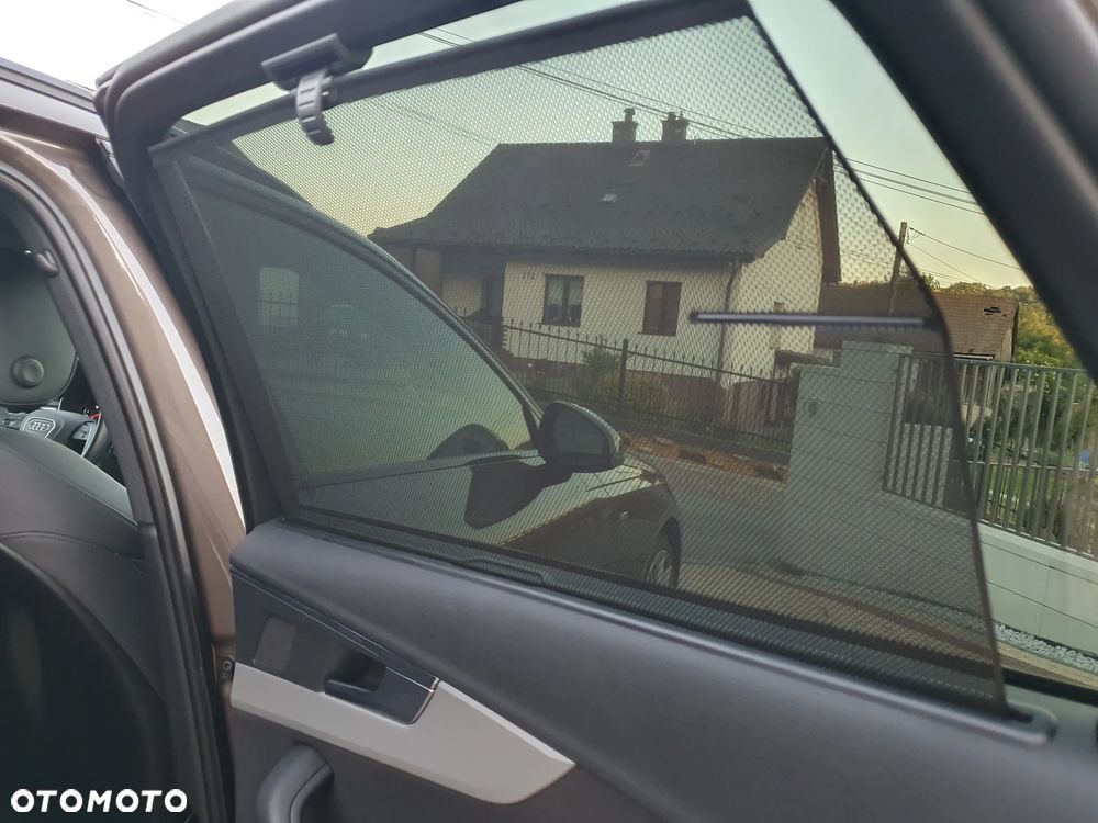 Audi A4 Avant 40 TDI quattro S tronic S line - 29