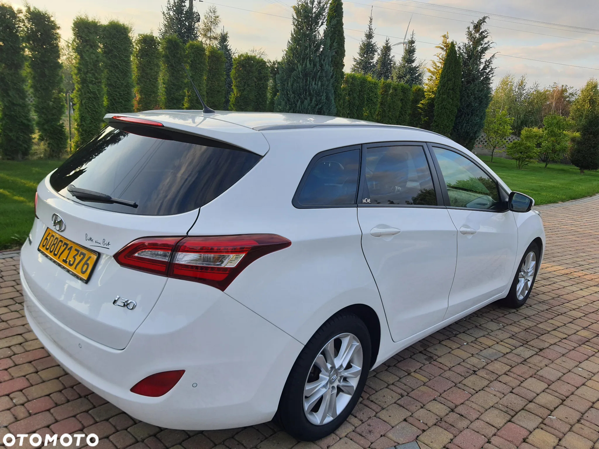 Hyundai i30 Kombi 1.6 CRDI Family+ - 8