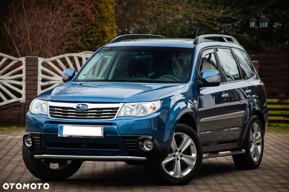 Subaru Forester 2.0X Exclusive - 2
