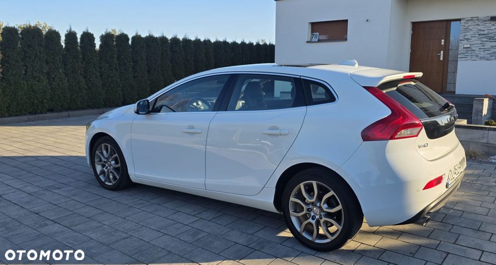 Volvo V40 D3 Summum - 10