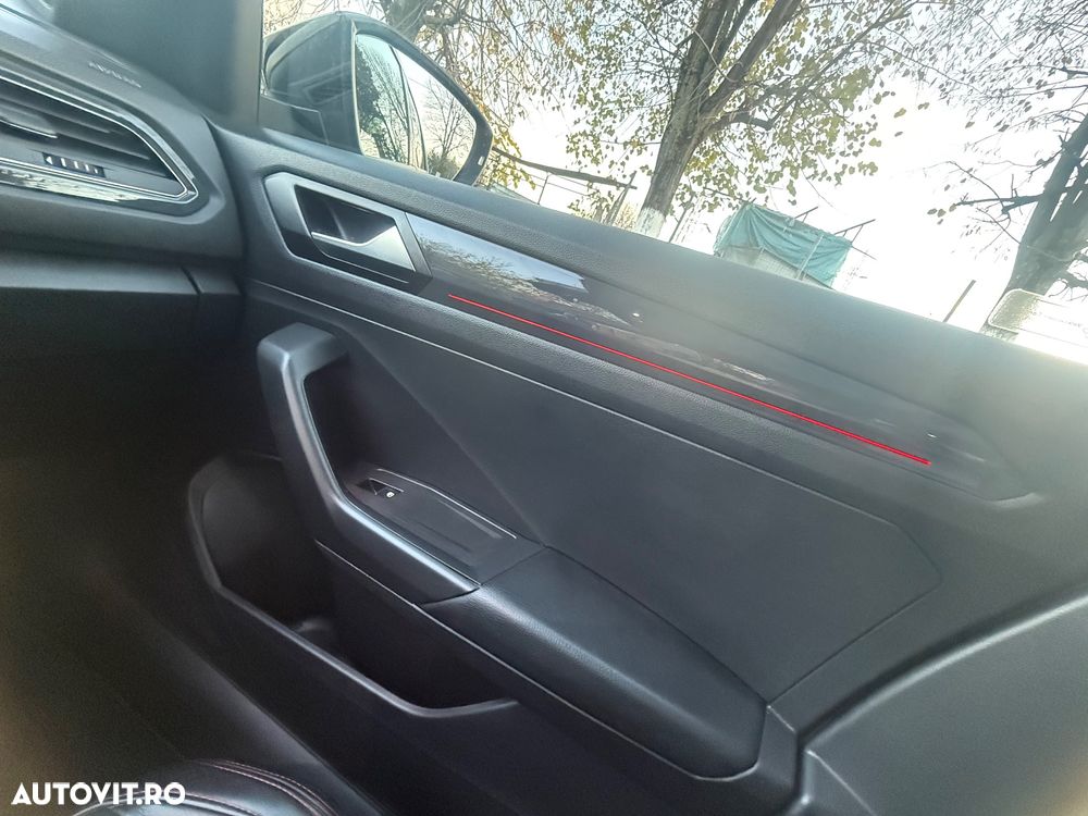 Volkswagen T-Roc 2.0 TSI 4Mot DSG Sport - 17