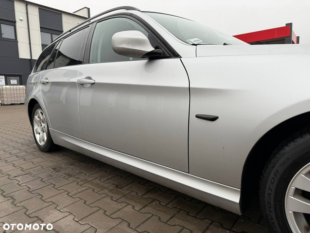 BMW Seria 3 - 16