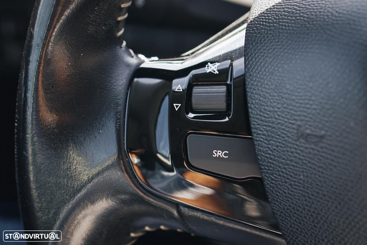 Peugeot 308 1.2 PureTech Style - 20