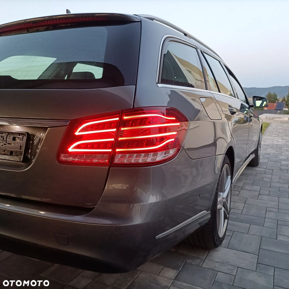 Mercedes-Benz Klasa E 300 T BlueTEC 7G-TRONIC - 10