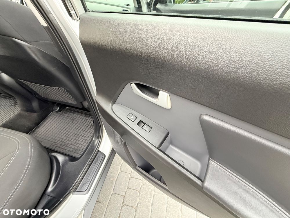 Kia Sportage - 13