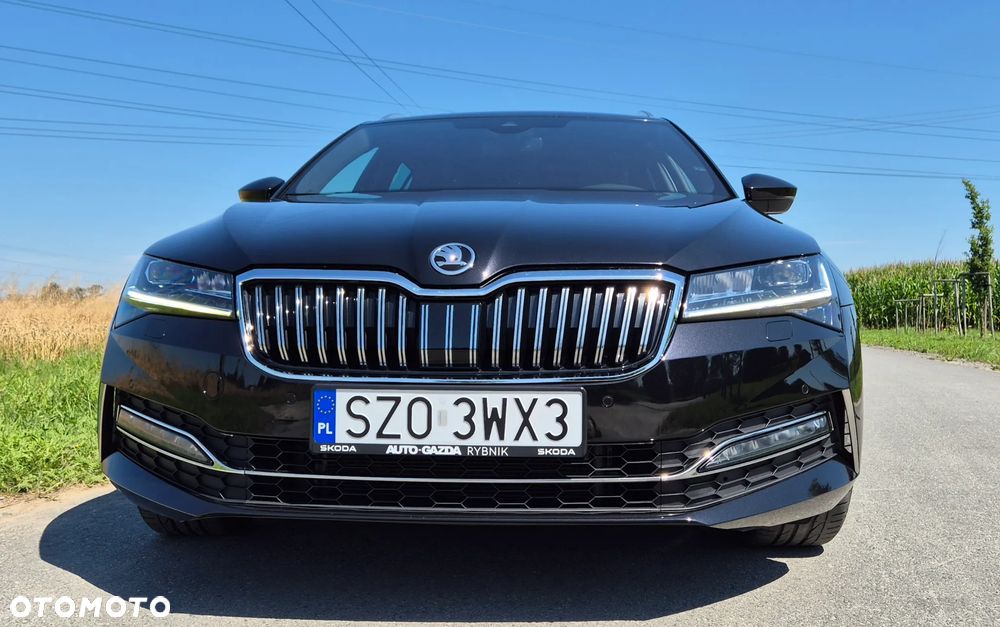 Skoda Superb 2.0 TDI SCR 4x4 L&K DSG - 2