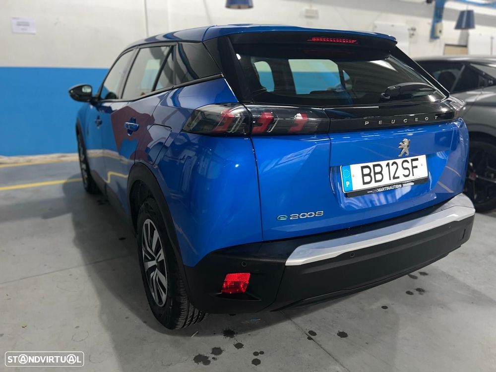 Peugeot e-2008 50 kWh Active Pack - 11