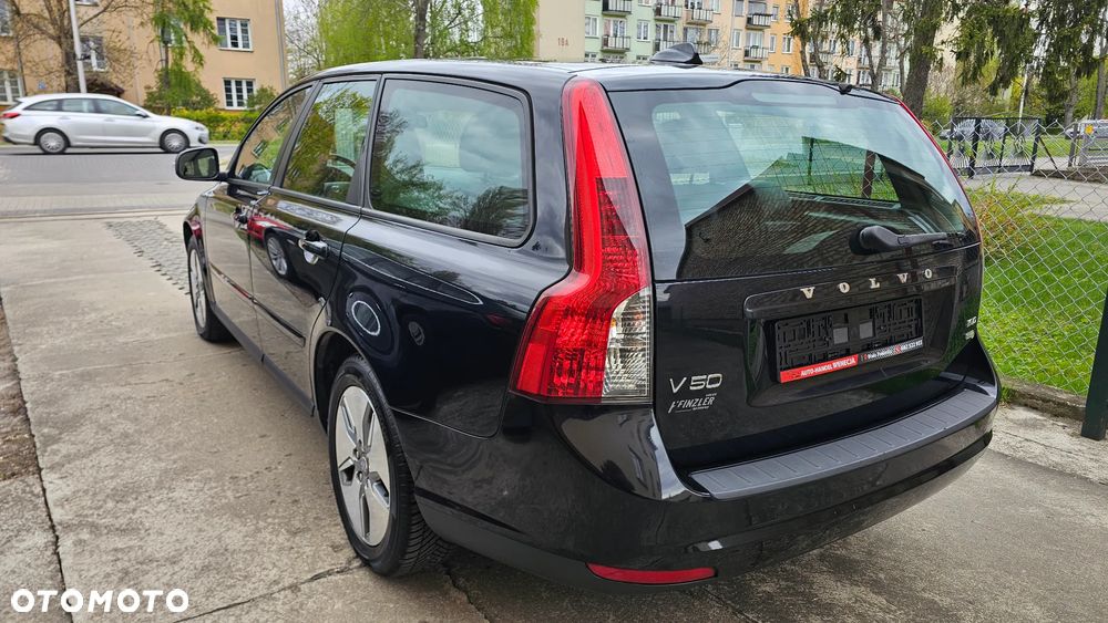 Volvo V50 1.6D DPF DRIVe Kinetic - 12