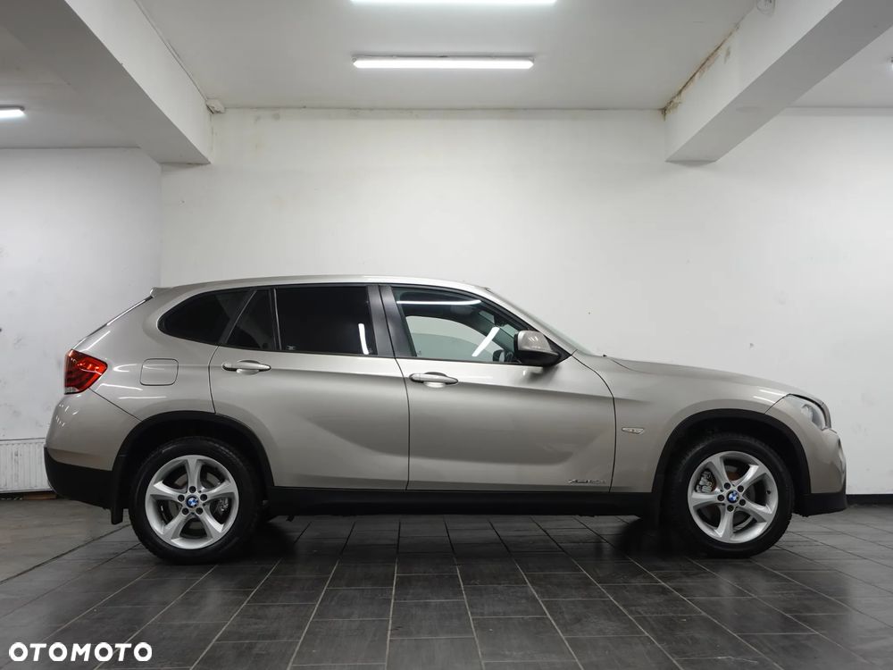 BMW X1 xDrive20d - 11