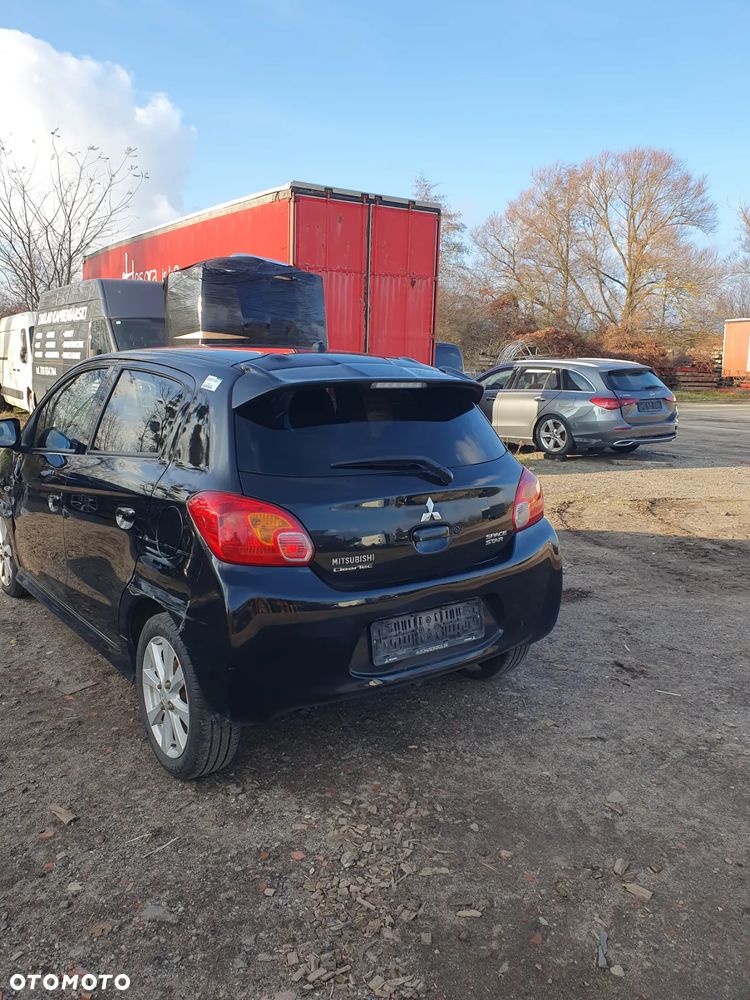 Mitsubishi Space Star 1.2 Top - 10