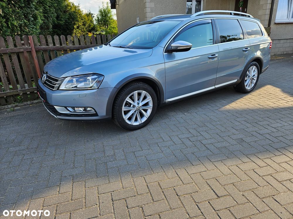 Volkswagen Passat Alltrack 2.0 TDI 4Motion DSG BlueMotion Tec - 2