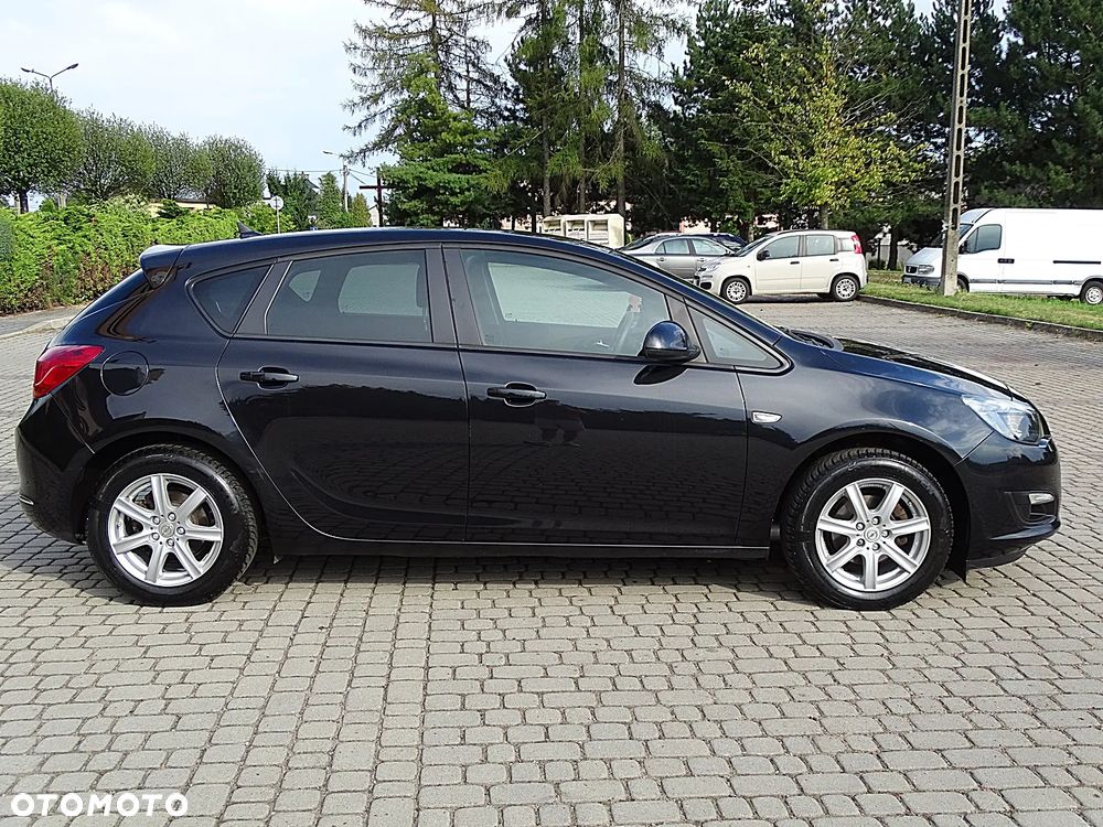 Opel Astra 1.4 T Cosmo EU6 - 10