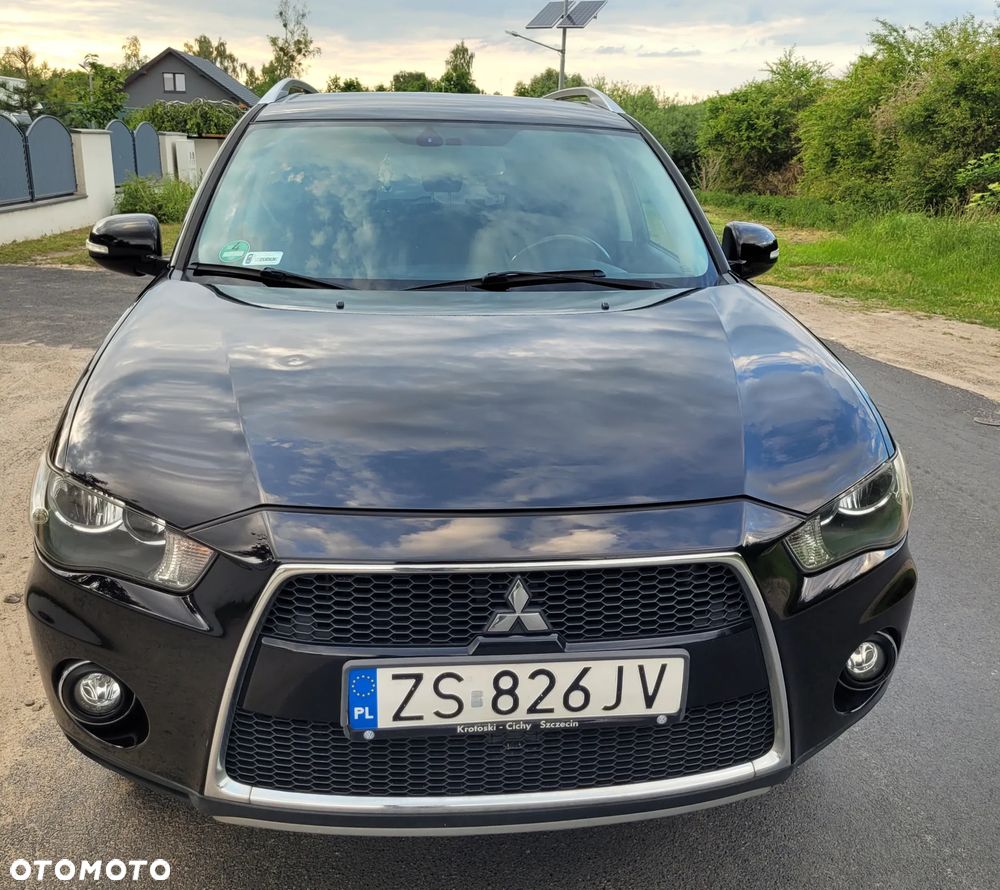 Mitsubishi Outlander 2.0 Invite 2WD - 18