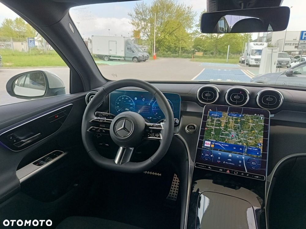 Mercedes-Benz GLC - 12
