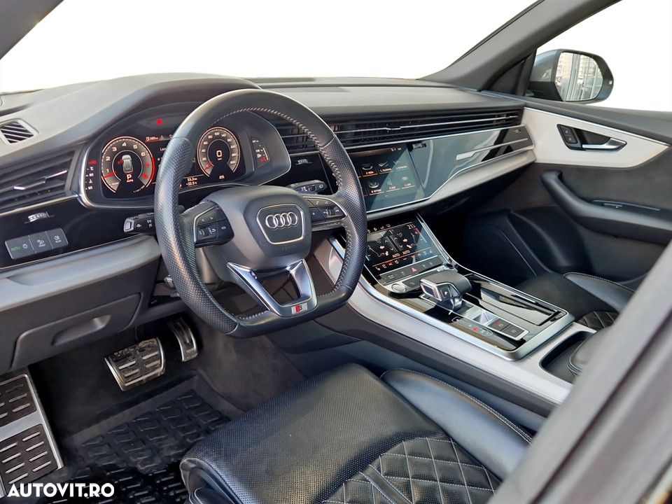 Audi Q8 3.0 55 TFSI quattro Tiptronic MHEV - 16
