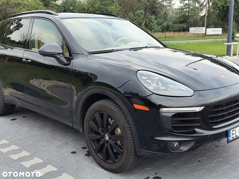 Porsche Cayenne S - 9