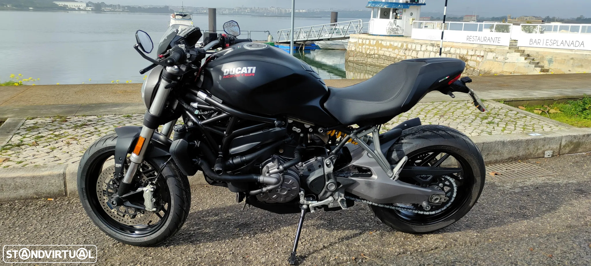Ducati Monster 821 Dark - 3