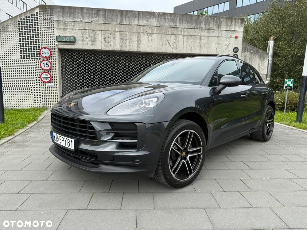 Porsche Macan Standard - 3