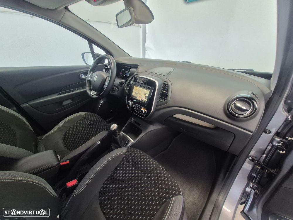 Renault Captur 0.9 TCE Exclusive - 19