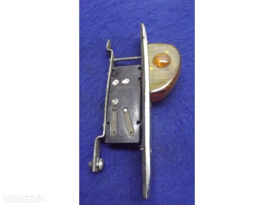 pisca lateral para carro antigo em bom estado - 2