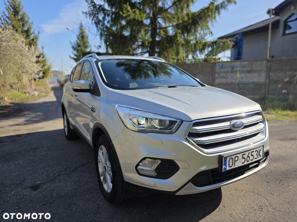 Ford Kuga - 1