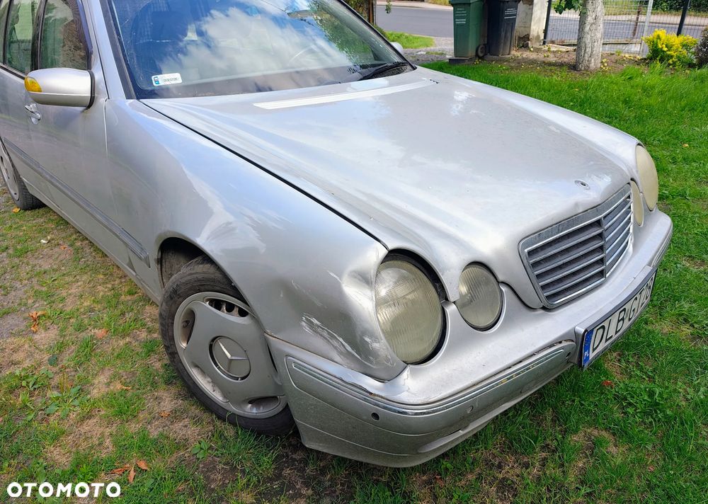 Mercedes-Benz Klasa E 320 T CDI Avantgarde - 2