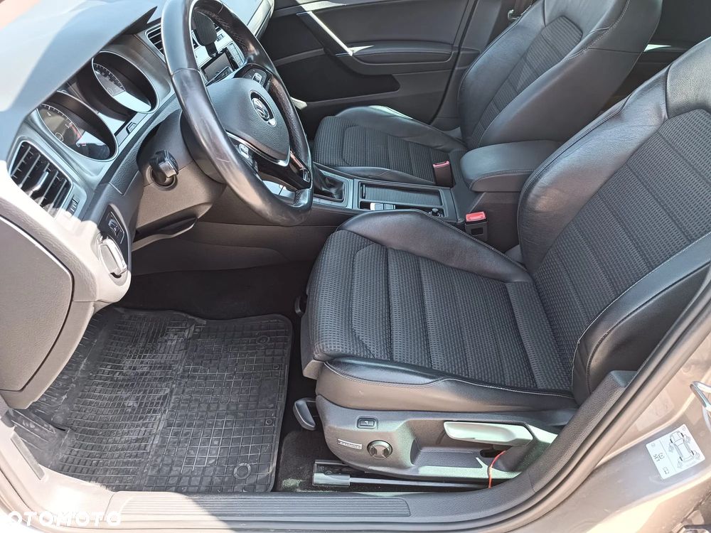 Volkswagen Golf 1.6 TDI BlueMotion Technology Comfortline - 15