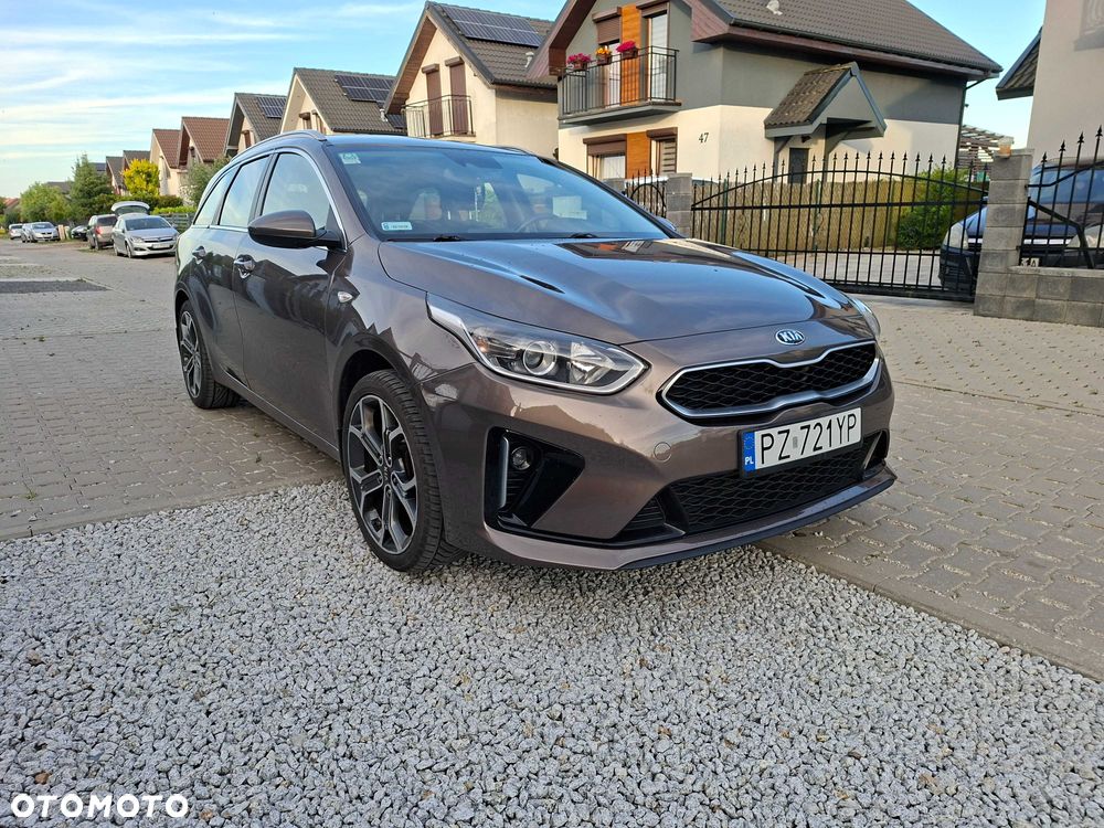 Kia Ceed - 6