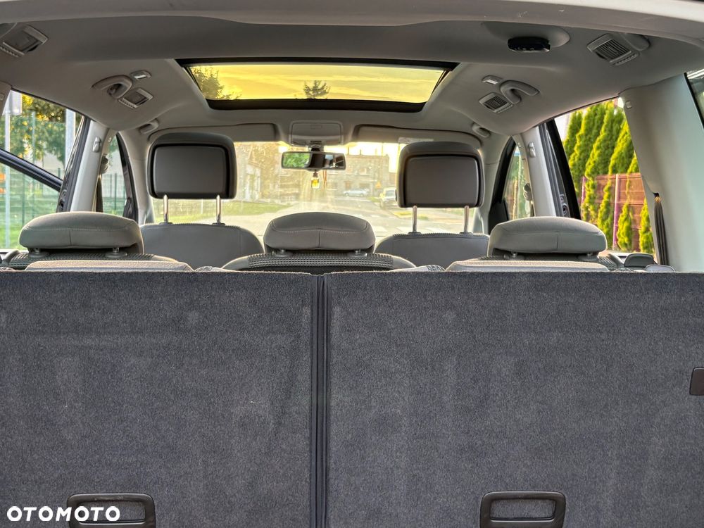 Volkswagen Sharan 2.0 TDI BlueMotion Technology Trendline - 24