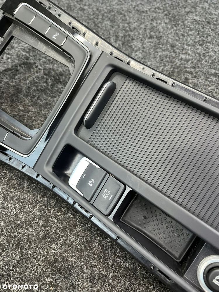 vw golf VII tunel środkowy uchwyt na kubki 5G1864263 5G1863245F - 3