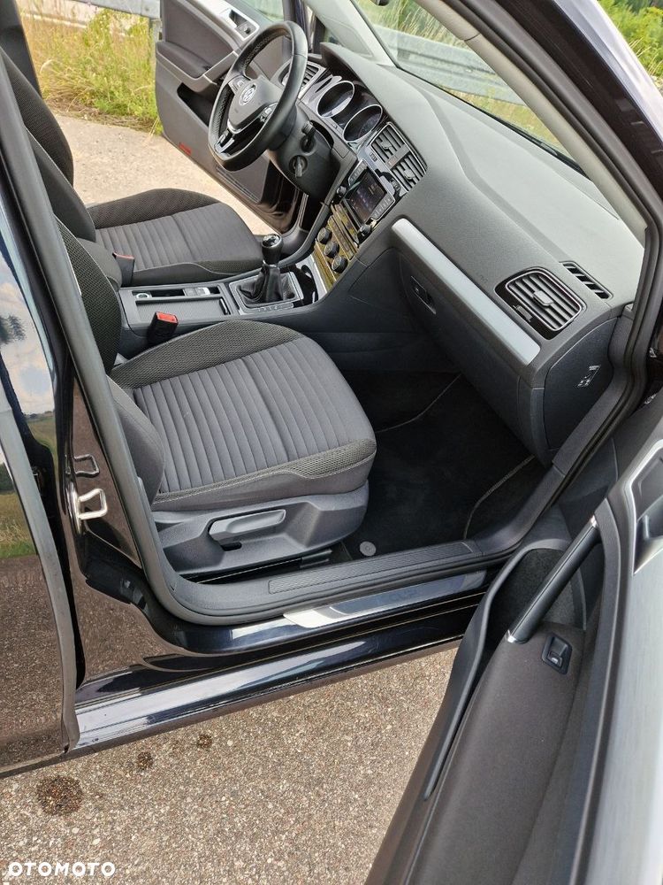 Volkswagen Golf 1.6 TDI Comfortline - 13